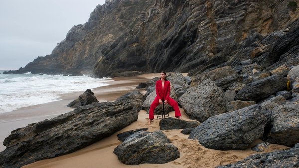 Unlocking Retail Success: Harnessing AI to Anticipate Consumer Behavior Trends